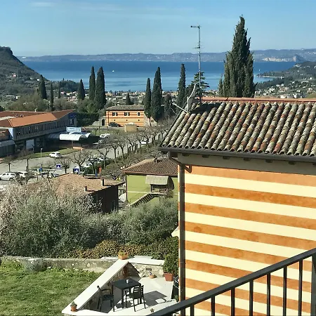 Casacortivi شقة *