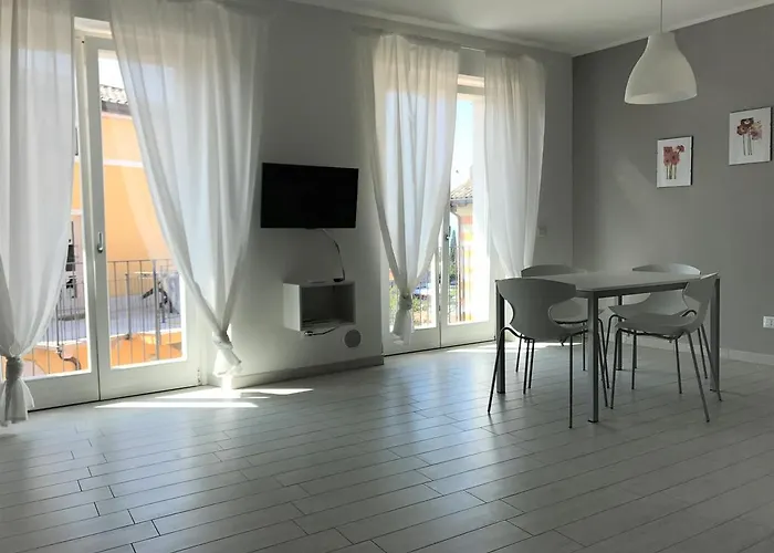 Casacortivi Костермано